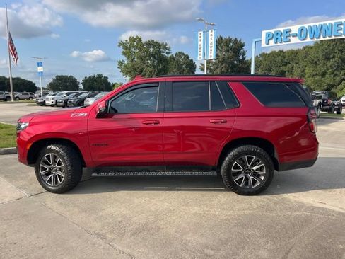 Used 2021 Chevrolet Tahoe Z71 w/ Z71 Off-Road Package AWD/4WD image 4