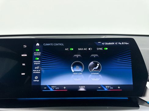 Used 2023 BMW X1 xDrive28i w/ M Sport Package image 27