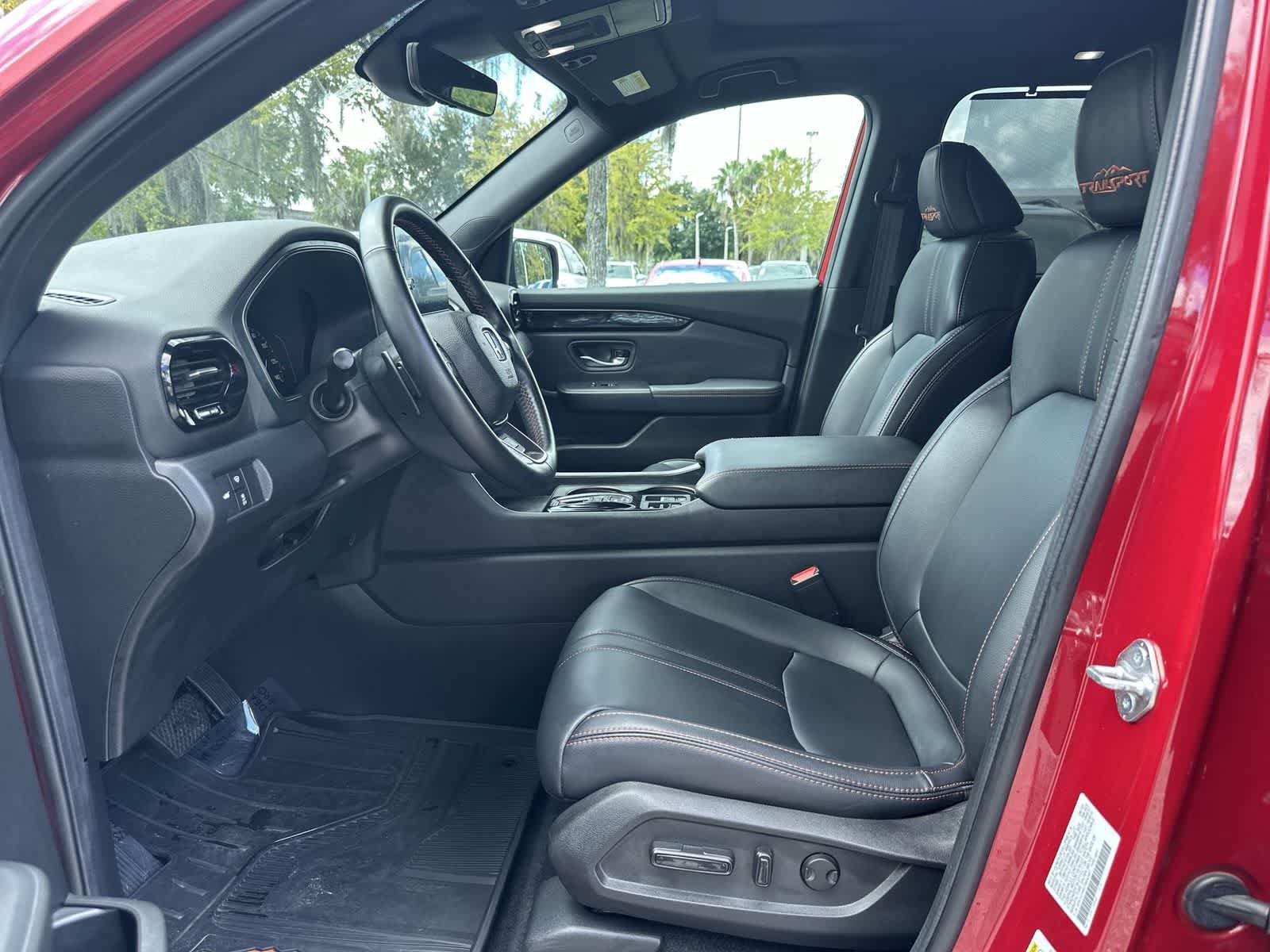 Used 2023 Honda Pilot TrailSport image 13