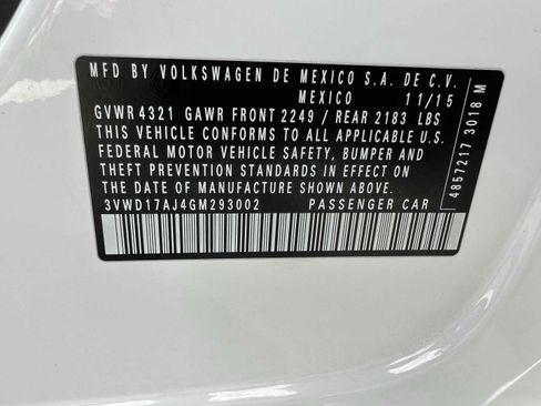 Used 2016 Volkswagen Jetta Sport w/ Lighting Package image 9