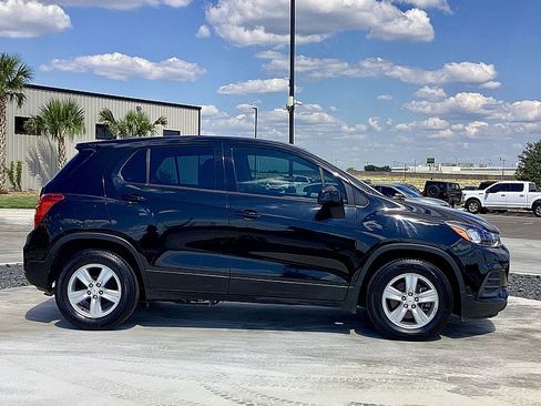 Used 2020 Chevrolet Trax LS image 4