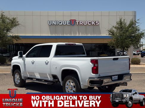Used 2024 Chevrolet Silverado 2500 LT w/ All Star Edition AWD/4WD image 9
