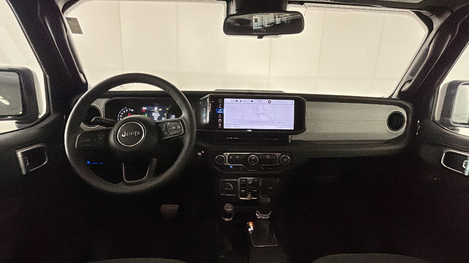 Used 2024 Jeep Wrangler Unlimited w/ Convenience Group AWD/4WD image 31