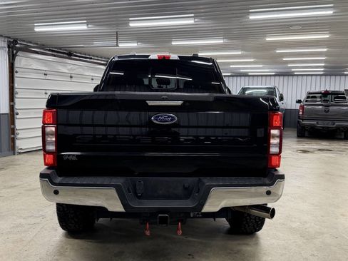 Used 2022 Ford F250 Lariat w/ Chrome Package image 4