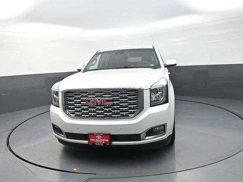 Used 2019 GMC Yukon XL Denali image 32