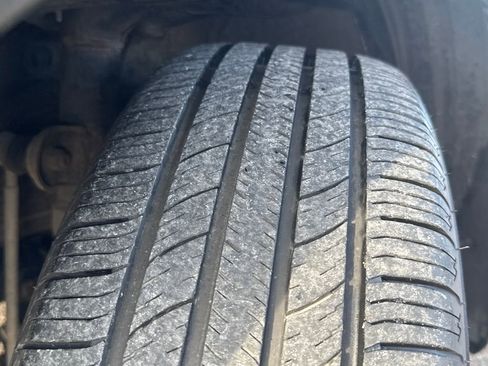 Used 2018 Toyota RAV4 XLE image 44