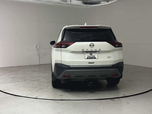 Used 2021 Nissan Rogue SV FWD image 6