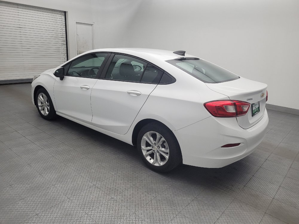 Used 2019 Chevrolet Cruze LS w/ LS Convenience Package FWD image 3