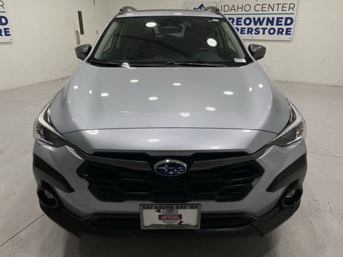 Certified 2025 Subaru Crosstrek 2.0i Premium AWD/4WD image 3
