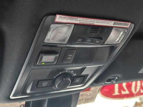 Certified 2021 Toyota Tacoma TRD Off-Road image 32