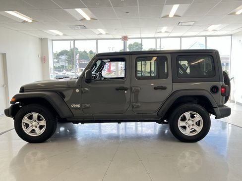 Used 2021 Jeep Wrangler Unlimited Sport image 58