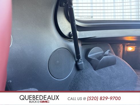 Used 2005 Chevrolet Corvette Coupe w/ Preferred Equipment Group image 23