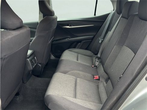 Used 2025 Toyota Camry LE image 15