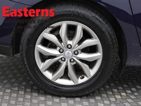 Used 2021 Kia Sedona EX image 32