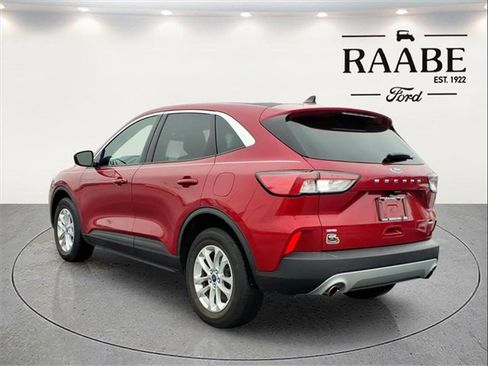 Used 2022 Ford Escape SE image 7