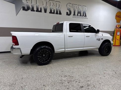 Used 2020 RAM 1500 Classic SLT image 43
