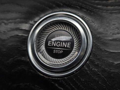 Used 2017 Mercedes-Benz E 300 image 29