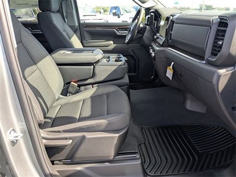 New 2026 GMC Sierra 1500 SLE w/ Preferred Package image 35