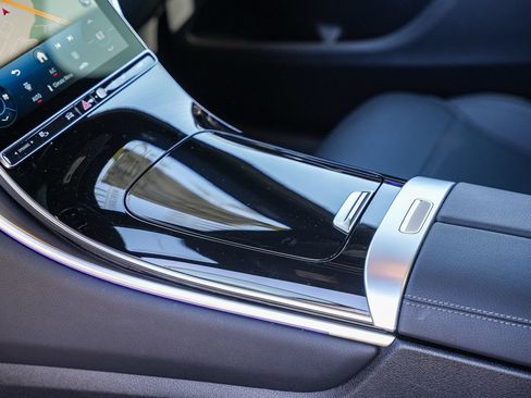 Certified 2026 Mercedes-Benz GLC 300 4MATIC image 21