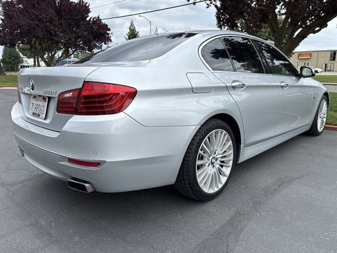 Used 2015 BMW 550i Sedan image 11