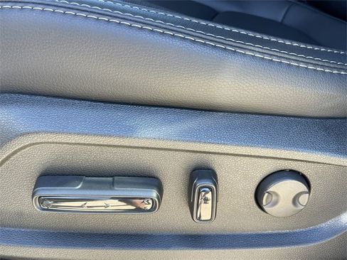 New 2025 Honda Pilot Touring image 25