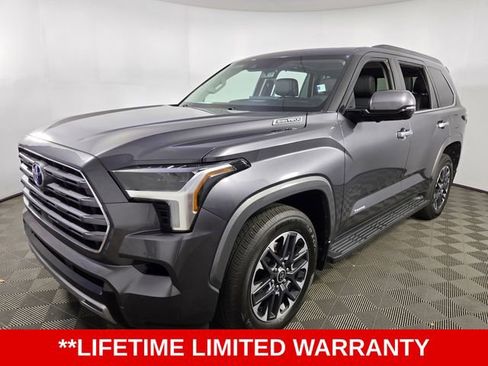 Used 2023 Toyota Sequoia Limited image 3