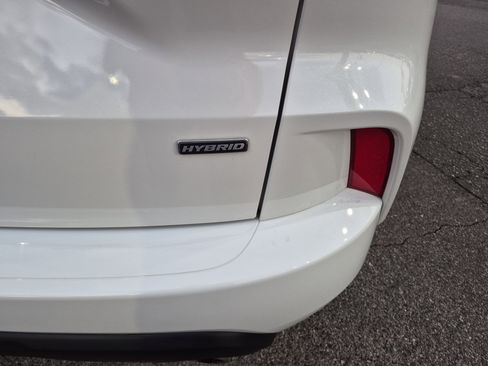 Certified 2024 Ford Escape ST-Line w/ Equipment Group 301A image 7