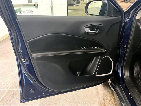 Used 2021 Jeep Compass Latitude w/ Convenience Group image 9