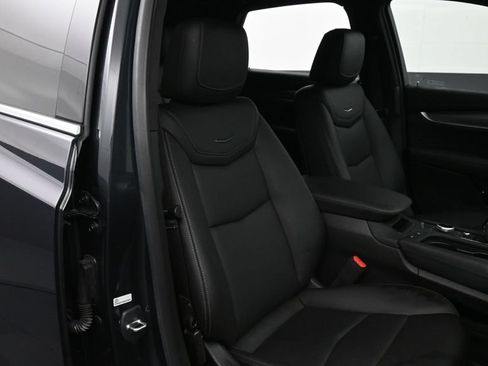 Certified 2023 Cadillac XT5 Luxury FWD image 17