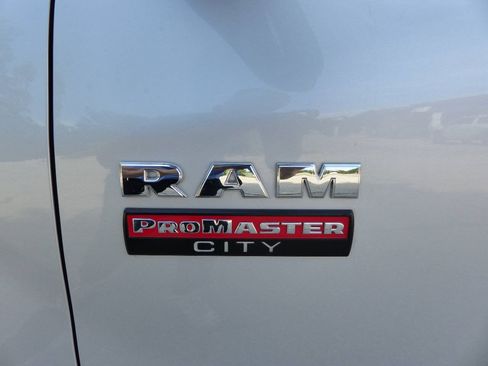 Used 2022 RAM ProMaster City Tradesman FWD image 15