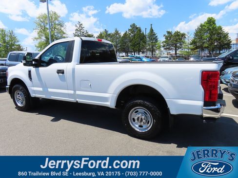 Used 2022 Ford F350 XL w/ Power Equipment Group RWD image 6