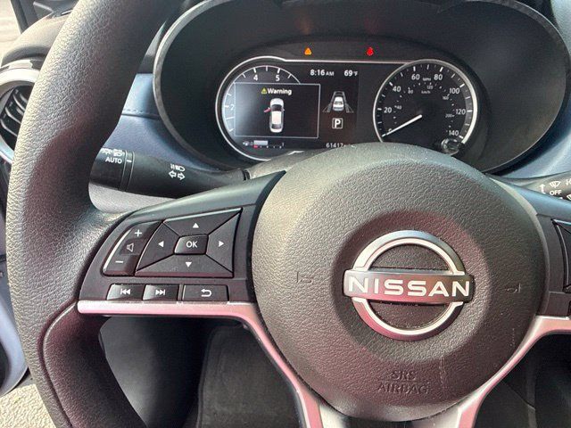 Used 2025 Nissan Versa SV FWD image 20