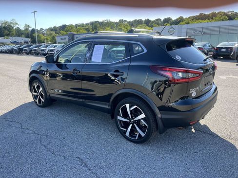 Used 2021 Nissan Rogue Sport SL AWD/4WD image 6