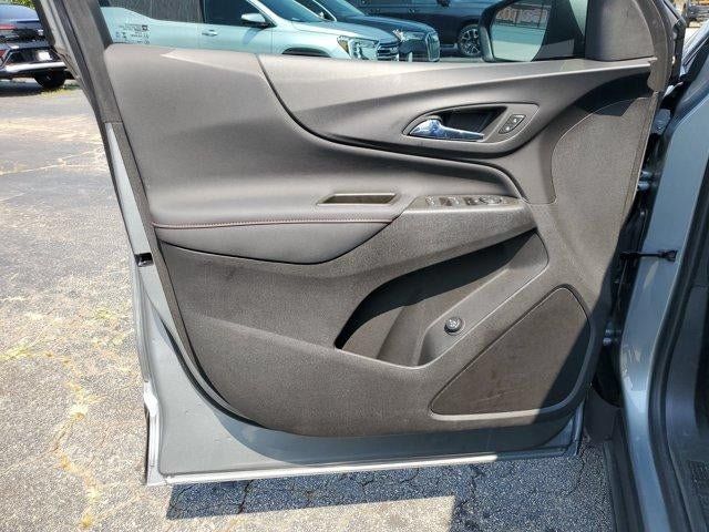 Used 2024 Chevrolet Equinox RS FWD image 17