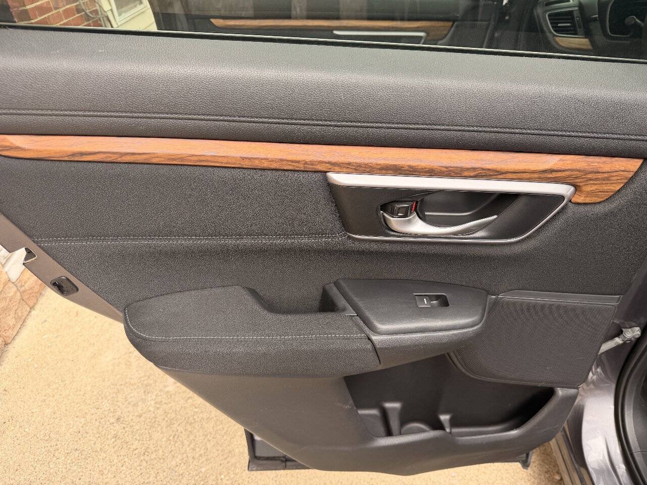 Used 2018 Honda CR-V EX image 13