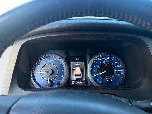 Used 2015 Toyota Sienna XLE w/ XLE Navigation Package FWD image 20