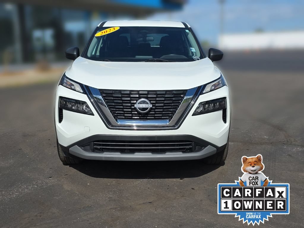 Used 2023 Nissan Rogue S AWD/4WD image 3