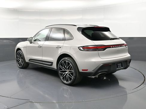 Certified 2023 Porsche Macan Turbo AWD/4WD image 3