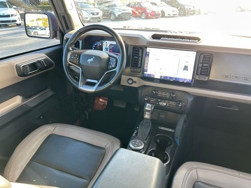 Used 2021 Ford Bronco Wildtrak image 10