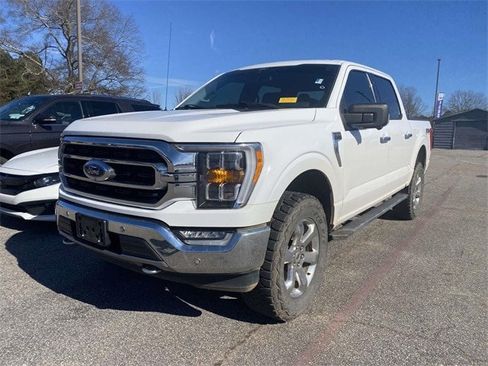 Certified 2021 Ford F150 XLT w/ Equipment Group 302A High image 38