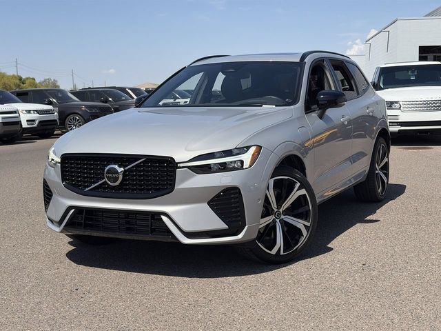 Certified 2025 Volvo XC60 T8 Ultra w/ Protection Package Premier AWD/4WD image 3