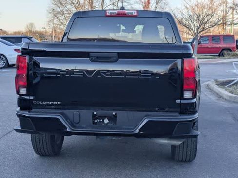 Used 2023 Chevrolet Colorado W/T RWD image 8