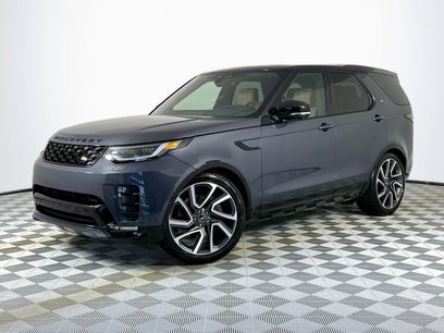 New 2025 Land Rover Discovery Dynamic SE
