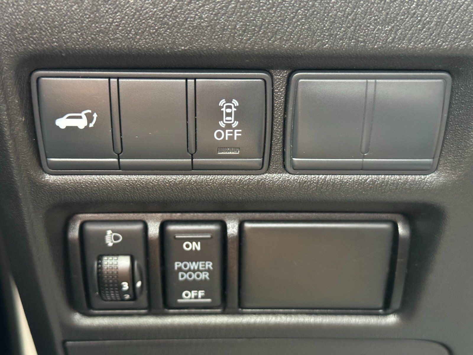 Used 2017 Nissan Armada SV w/ Driver Package AWD/4WD image 16