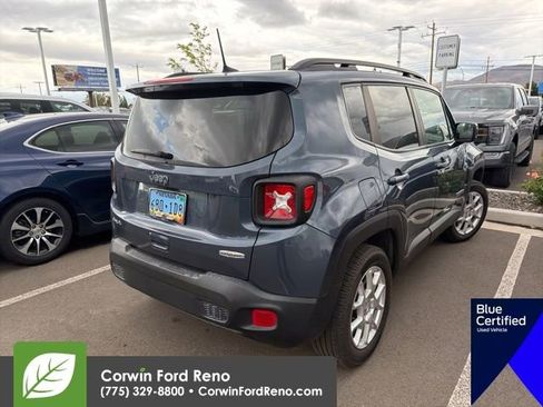 Used 2019 Jeep Renegade Latitude AWD/4WD image 8