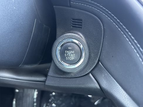 Certified 2023 Subaru Outback Limited image 17