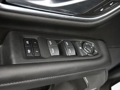 Used 2021 Chevrolet Tahoe LT RWD image 13