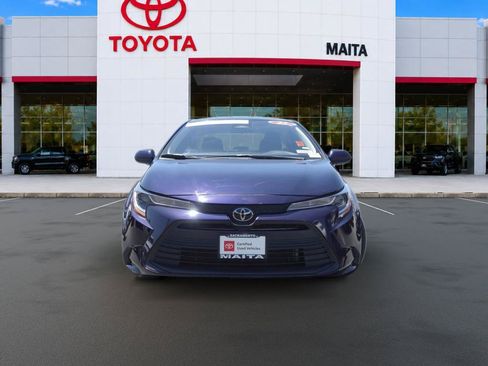 Certified 2025 Toyota Corolla LE FWD image 4