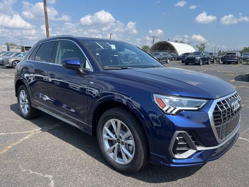 New 2025 Audi Q3 2.0T Premium image 7
