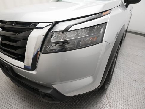 Certified 2024 Nissan Pathfinder SV image 22